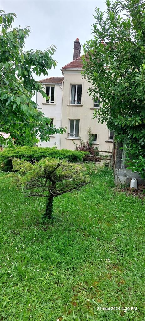 immeuble en vente sur EPONE (78680)